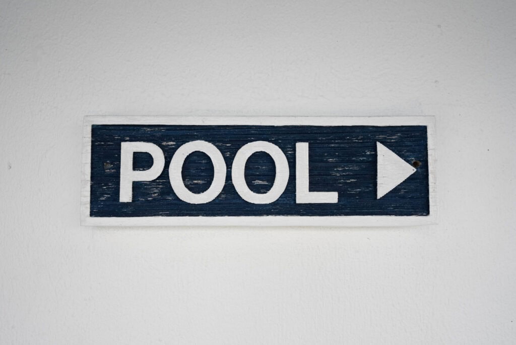Sign with "Pool"